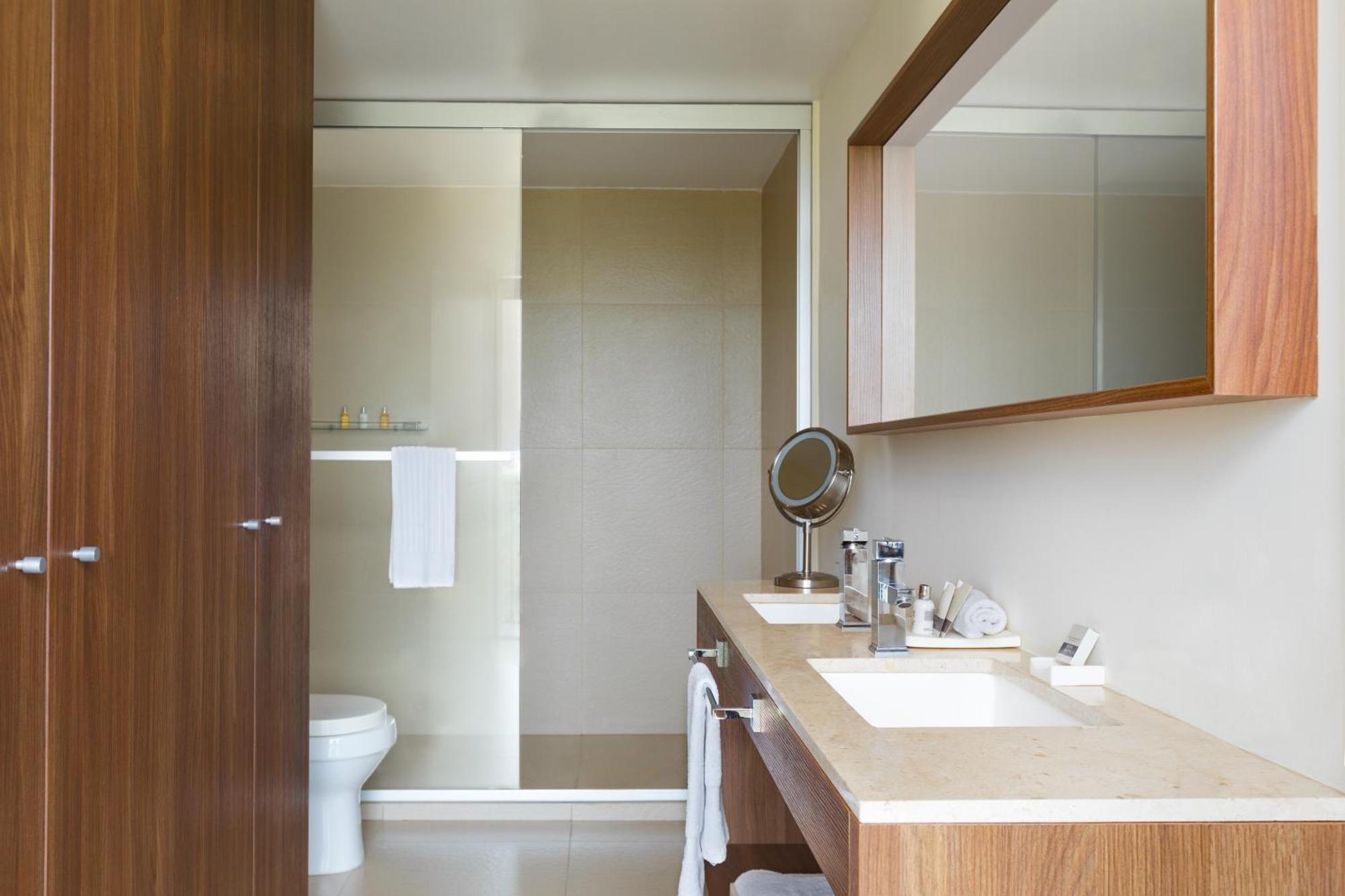 Live Aqua Private Residences Marina Vallarta 巴亞爾塔港 外观 照片